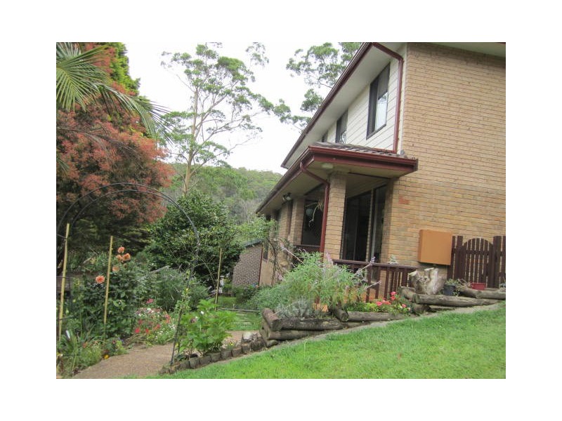 1 Narani Aveue, Niagara Park NSW 2250