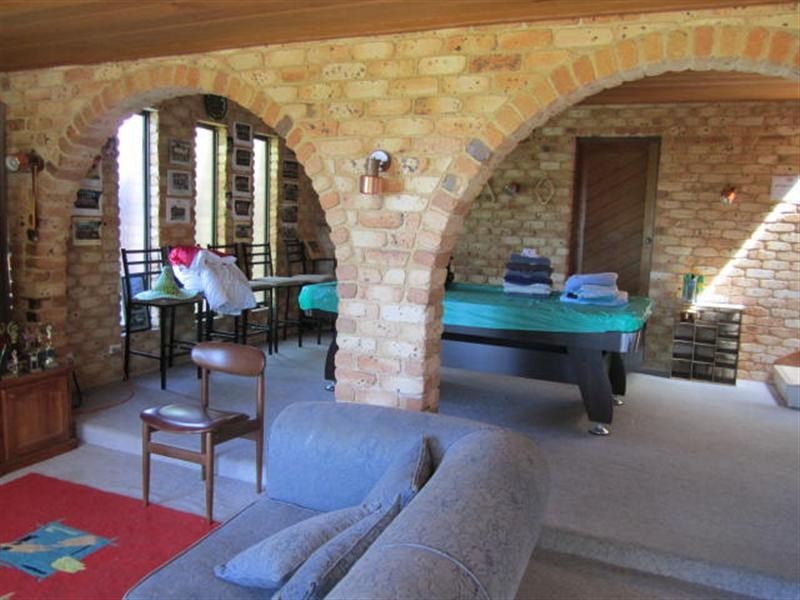 11 Bayview Avenue, East Gosford NSW 2250