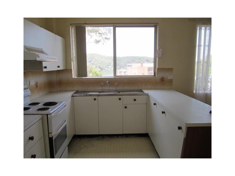 1/28 Caroline Street, East Gosford NSW 2250