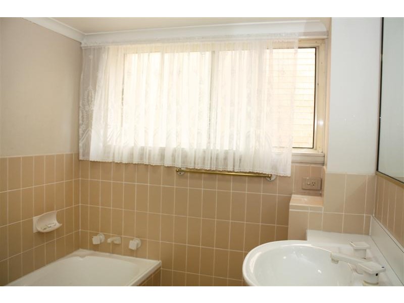 8/39-43 Melbourne Street, East Gosford NSW 2250