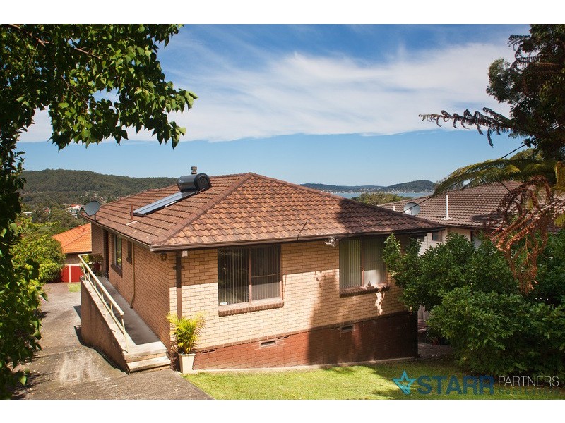 33 Lushington Street, East Gosford NSW 2250