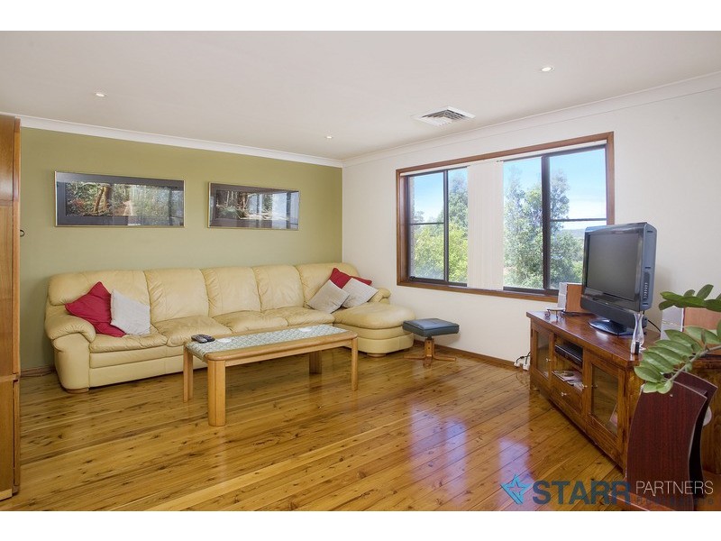 33 Lushington Street, East Gosford NSW 2250