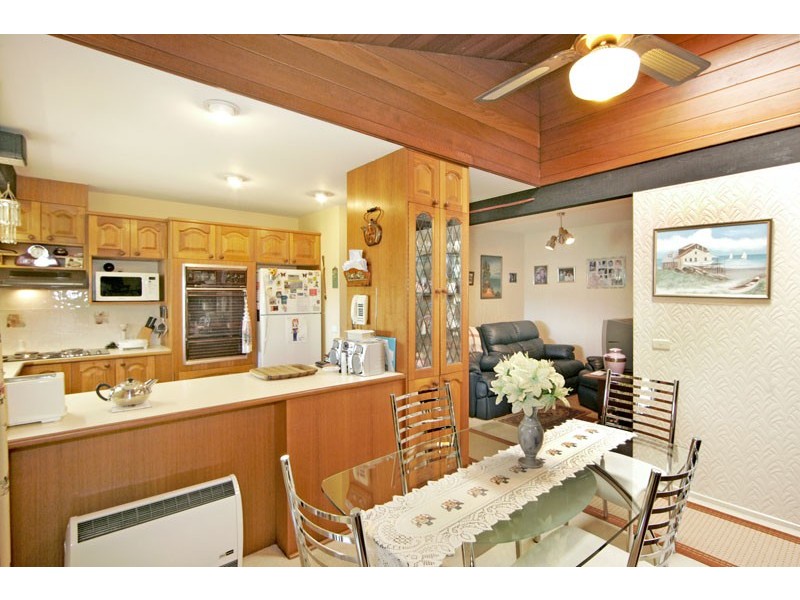 296 Avoca Drive, Green Point NSW 2251