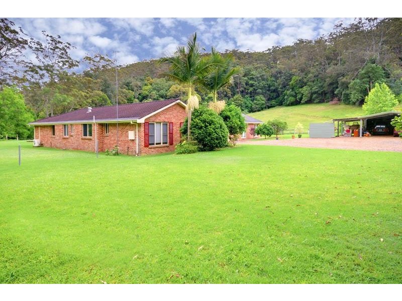15 Orchard Road, Lisarow NSW 2250