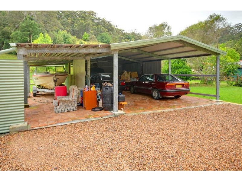 15 Orchard Road, Lisarow NSW 2250