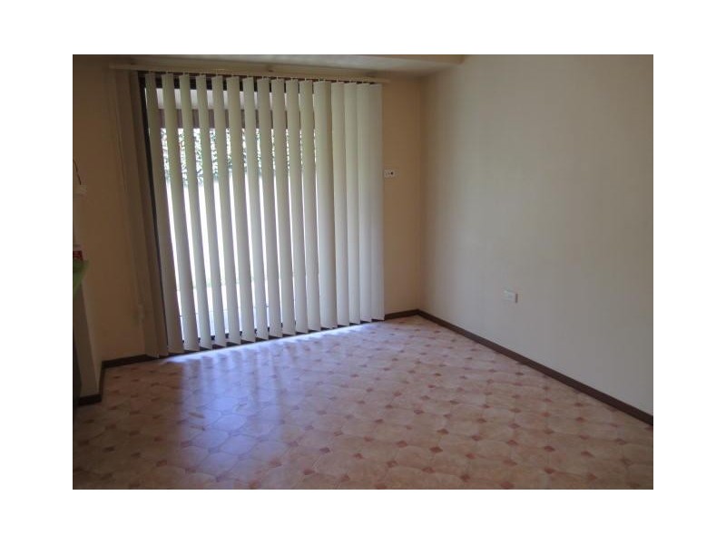 2 Finley Avenue, East Gosford NSW 2250