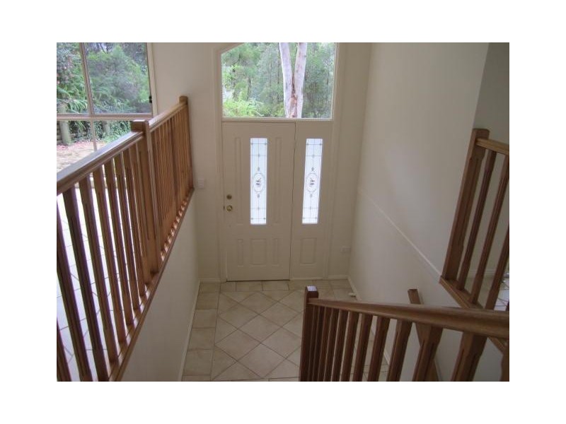 2 Sullens Avenue, East Gosford NSW 2250