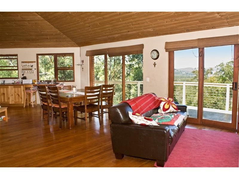 65 Meadow Road, Springfield NSW 2250