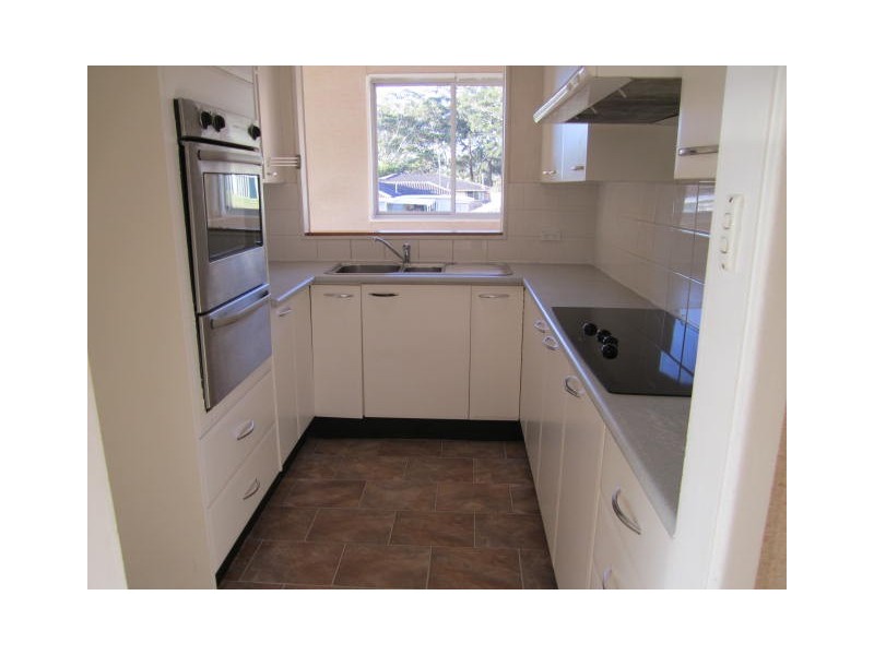 36 Joan Street, Forresters Beach NSW 2260