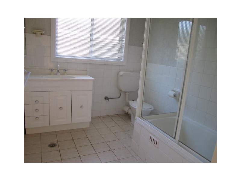 36 Joan Street, Forresters Beach NSW 2260