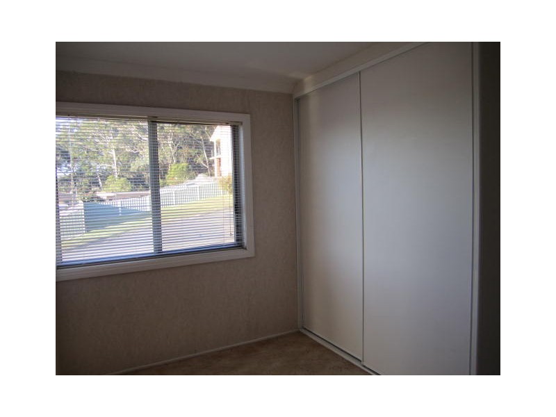 36 Joan Street, Forresters Beach NSW 2260