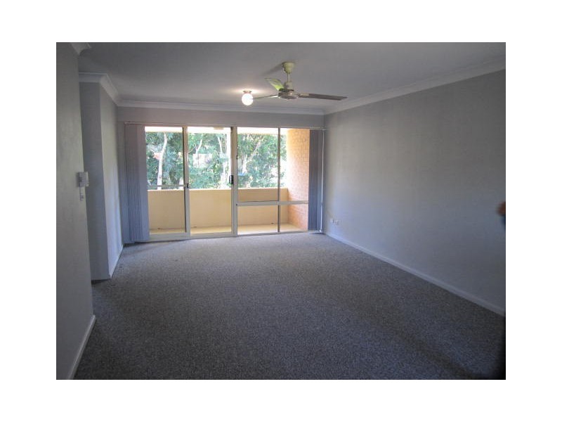 32/39-43 Melbourne Street, East Gosford NSW 2250