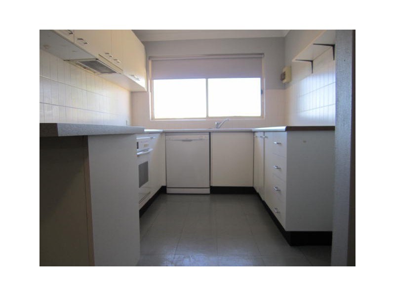 32/39-43 Melbourne Street, East Gosford NSW 2250