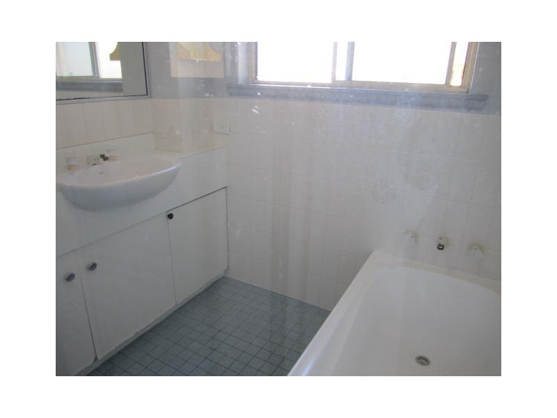 32/39-43 Melbourne Street, East Gosford NSW 2250