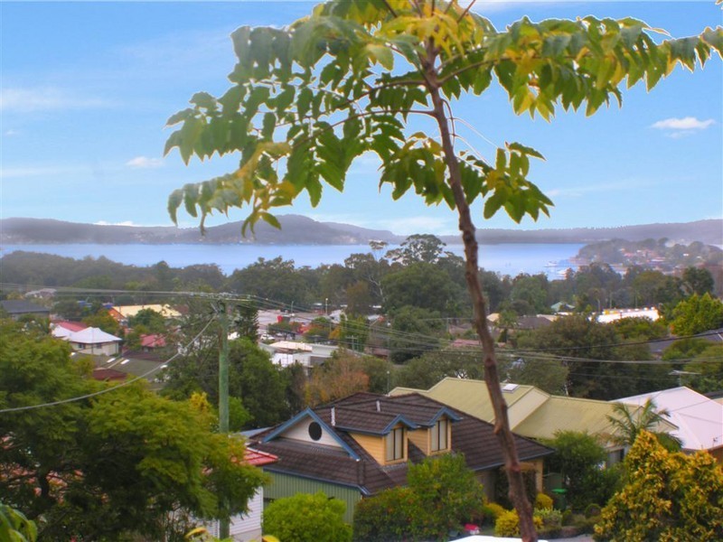 20 Carrol Avenue, East Gosford NSW 2250