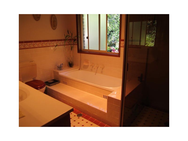 10 Avon Close, Terrigal NSW 2260