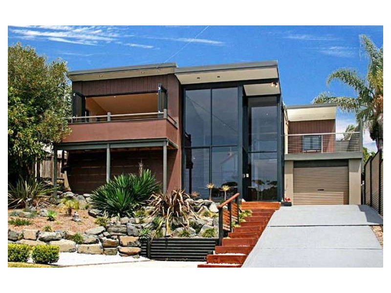 25 Shakespeare Avenue, Bateau Bay NSW 2261