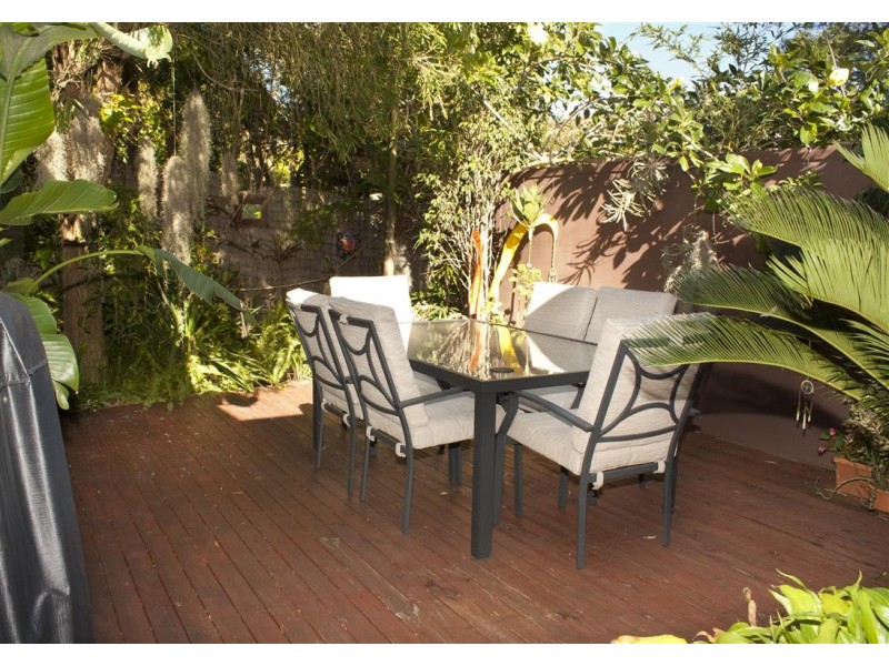 25 Shakespeare Avenue, Bateau Bay NSW 2261