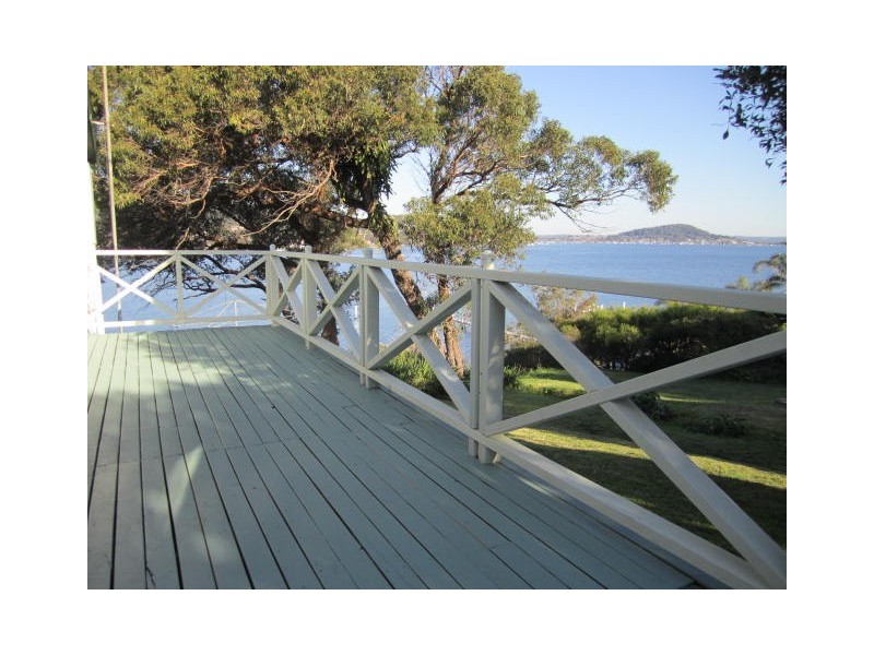 49 Caroline Street, East Gosford NSW 2250