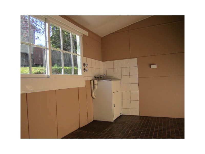 49 Caroline Street, East Gosford NSW 2250