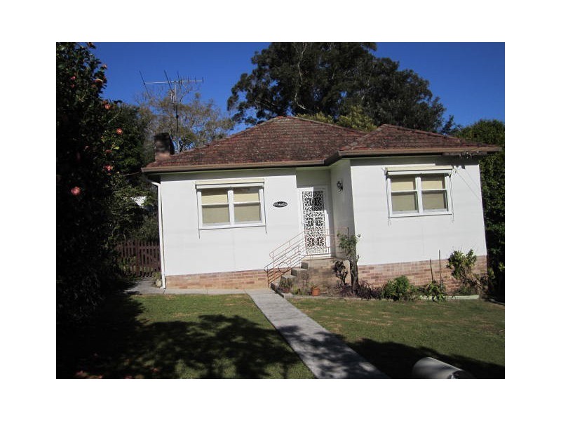 17 Wells Street, East Gosford NSW 2250