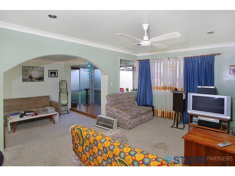 7 Daffodil Drive, Woy Woy NSW 2256