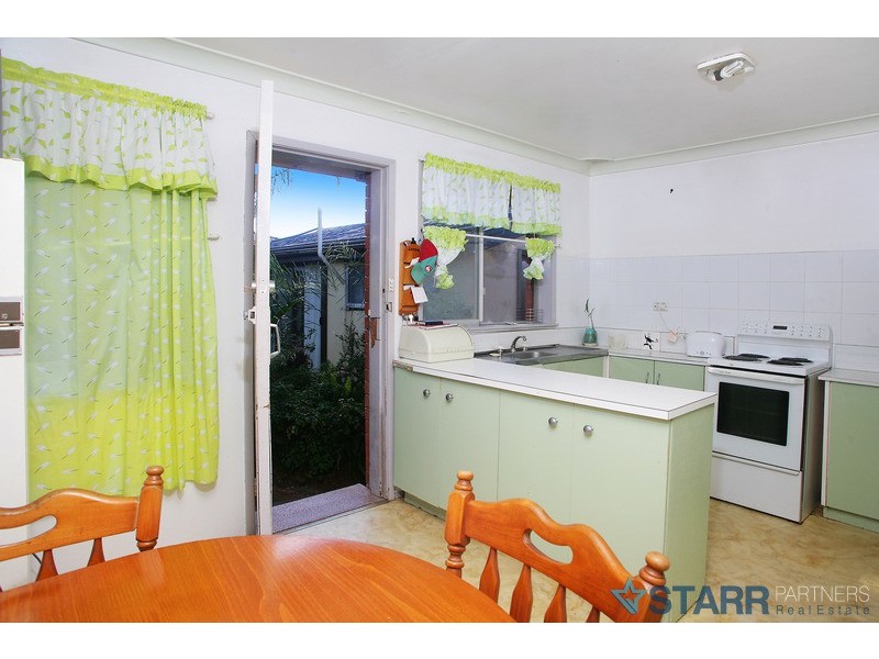 7 Daffodil Drive, Woy Woy NSW 2256