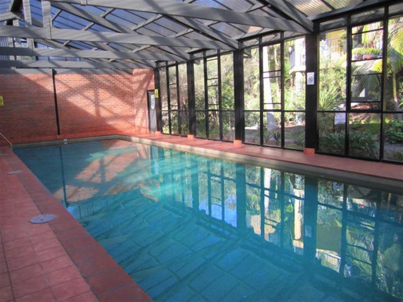 4/2 Adcock Ave, West Gosford NSW 2250