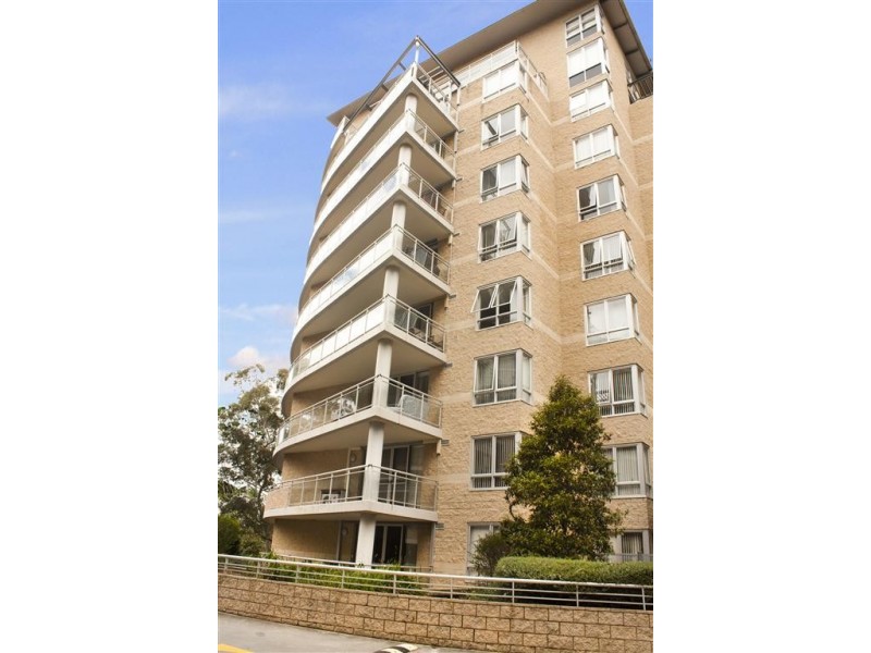 313/80 John Whiteway Drive, Gosford NSW 2250
