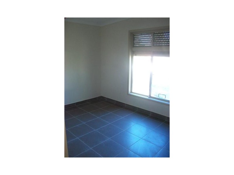 1/52 Gladys Ave, Berkeley Vale NSW 2261