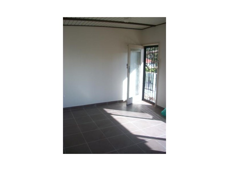 1/52 Gladys Ave, Berkeley Vale NSW 2261