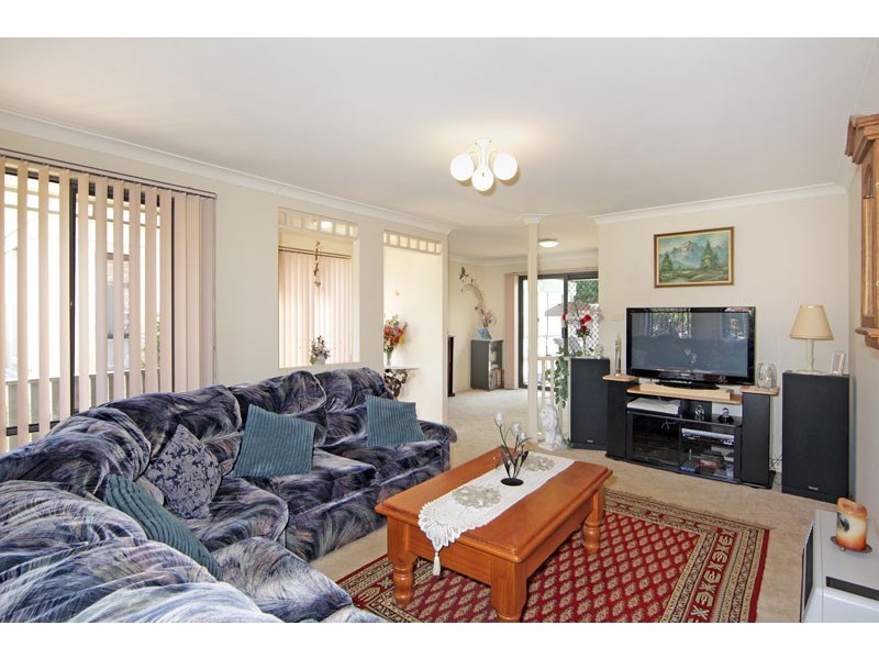56 Singleton Road, Point Clare NSW 2250