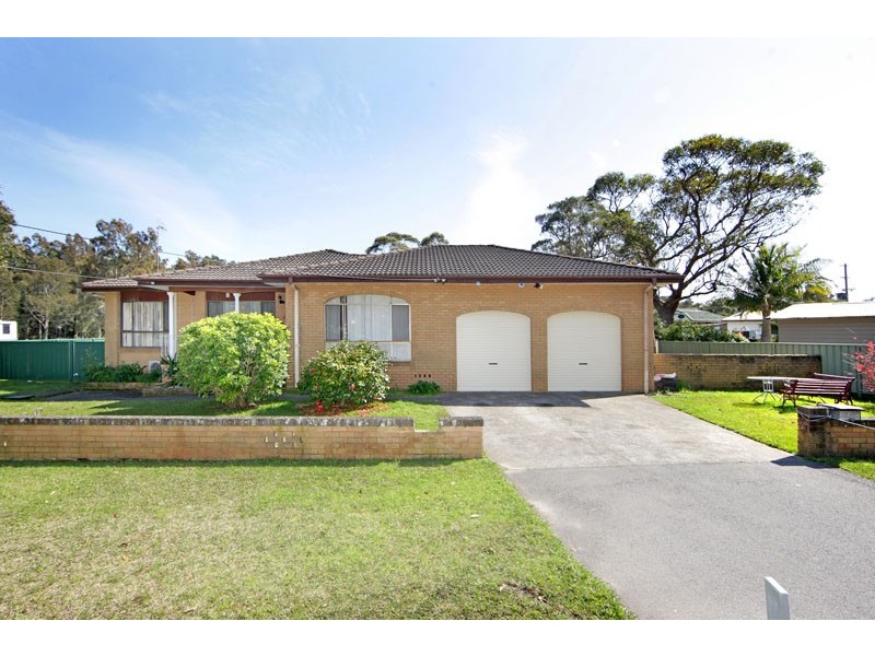 2 Malkana Avenue, Forresters Beach NSW 2260
