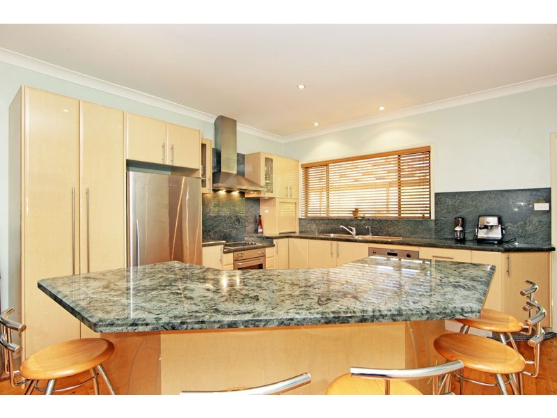 2 Malkana Avenue, Forresters Beach NSW 2260