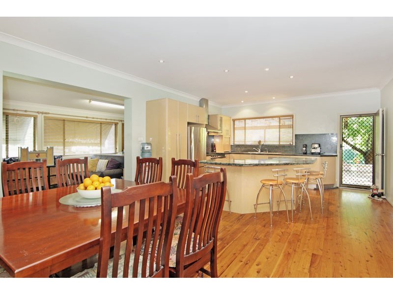 2 Malkana Avenue, Forresters Beach NSW 2260