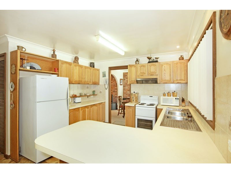 9 Pollock Avenue, Wyong NSW 2259