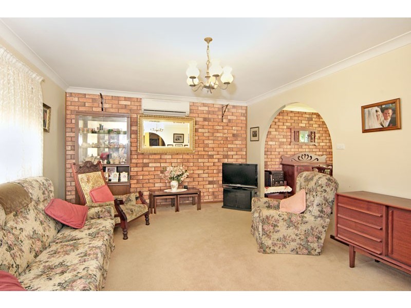 9 Pollock Avenue, Wyong NSW 2259