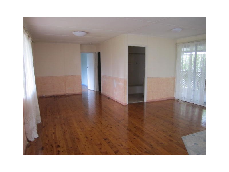 18 Kauai Ave, Chittaway Bay NSW 2261