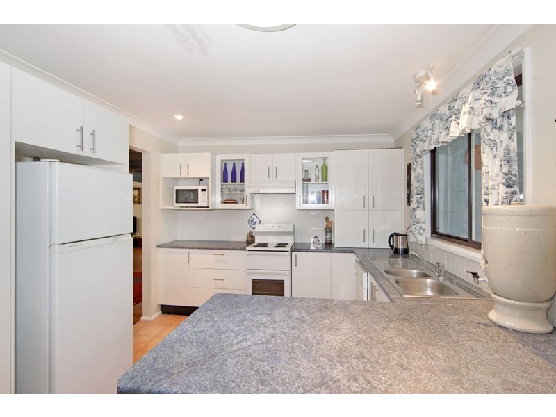 25 South Crescent, North Gosford NSW 2250