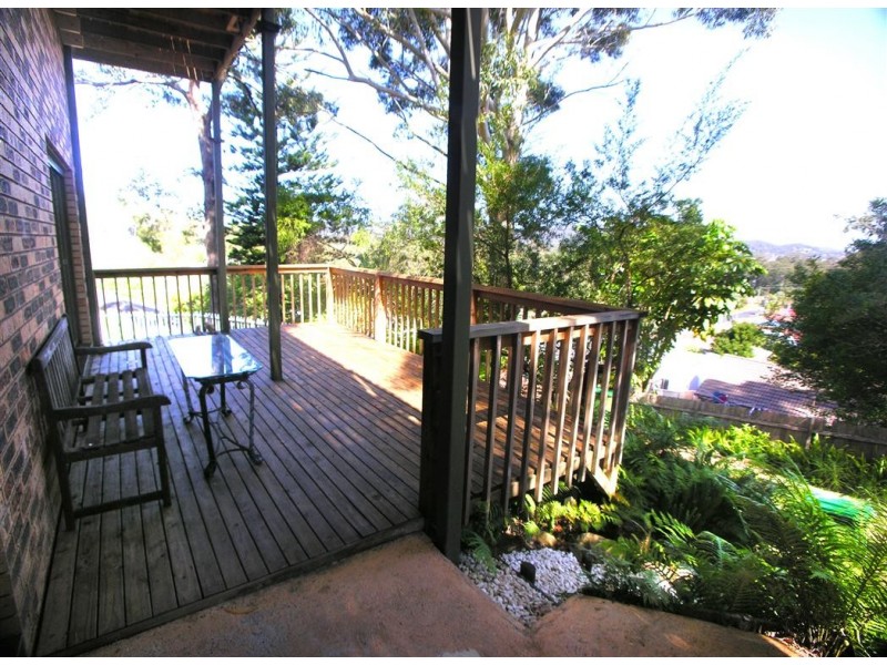 4 Margaret Rose Drive, East Gosford NSW 2250