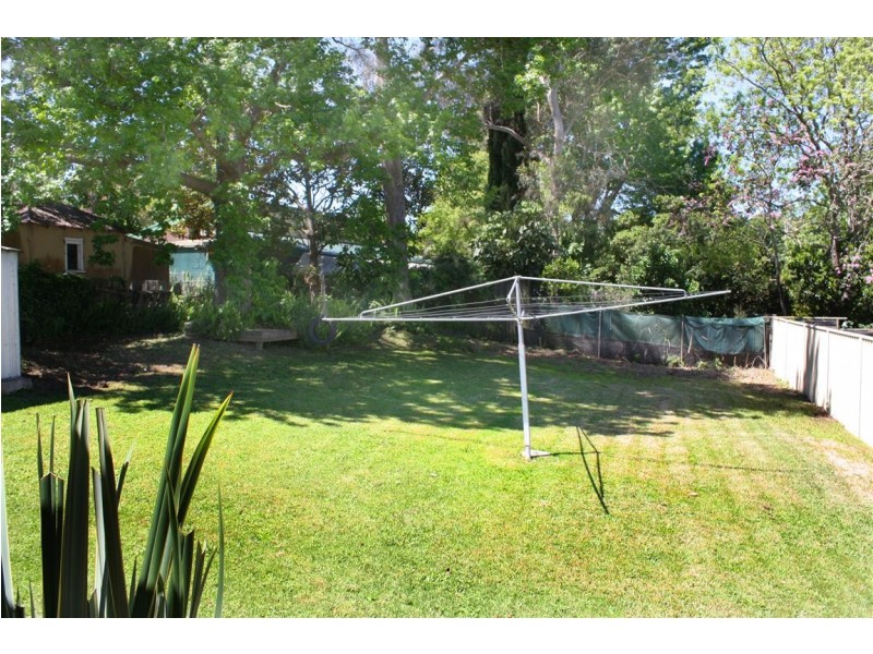 563 Pacific Highway, Wyoming NSW 2250