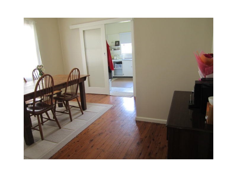 6 Dolly Ave, Springfield NSW 2250