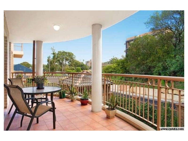 8/3-5 Shortland Street, Point Frederick NSW 2250