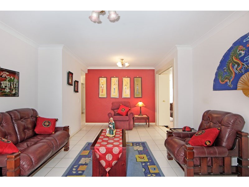 11 Courtney Place, Lisarow NSW 2250