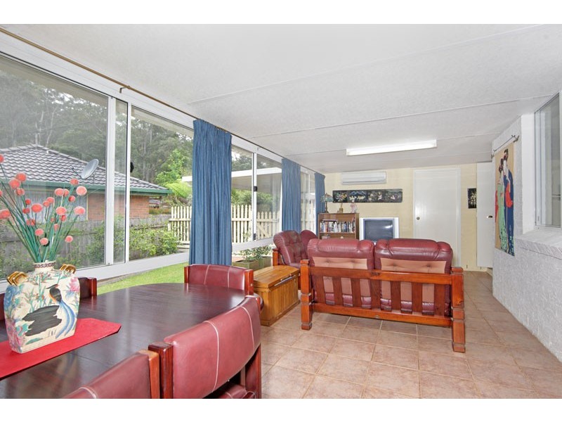 11 Courtney Place, Lisarow NSW 2250