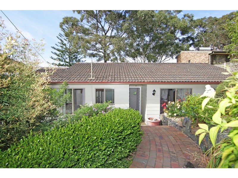 2 Margaret Rose Drive, East Gosford NSW 2250