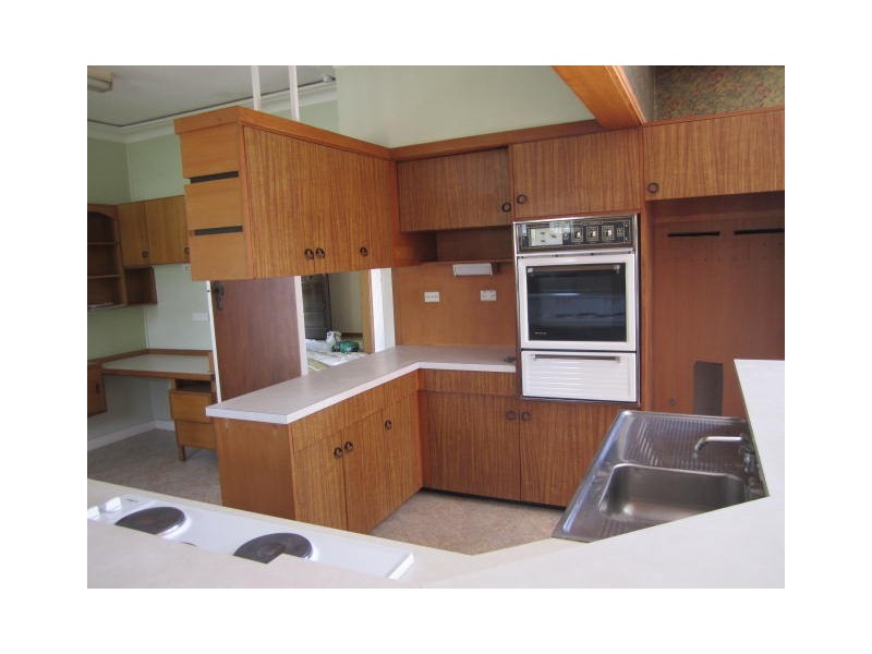 83 Caroline Street, East Gosford NSW 2250