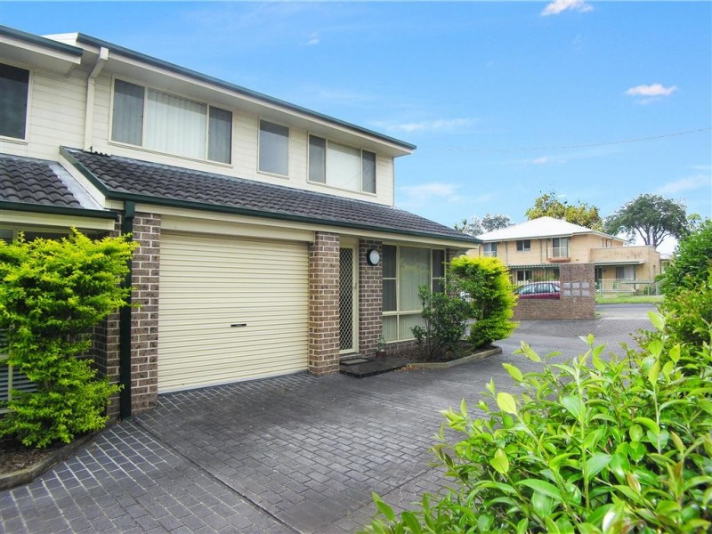 1/24 Melbourne Street, East Gosford NSW 2250
