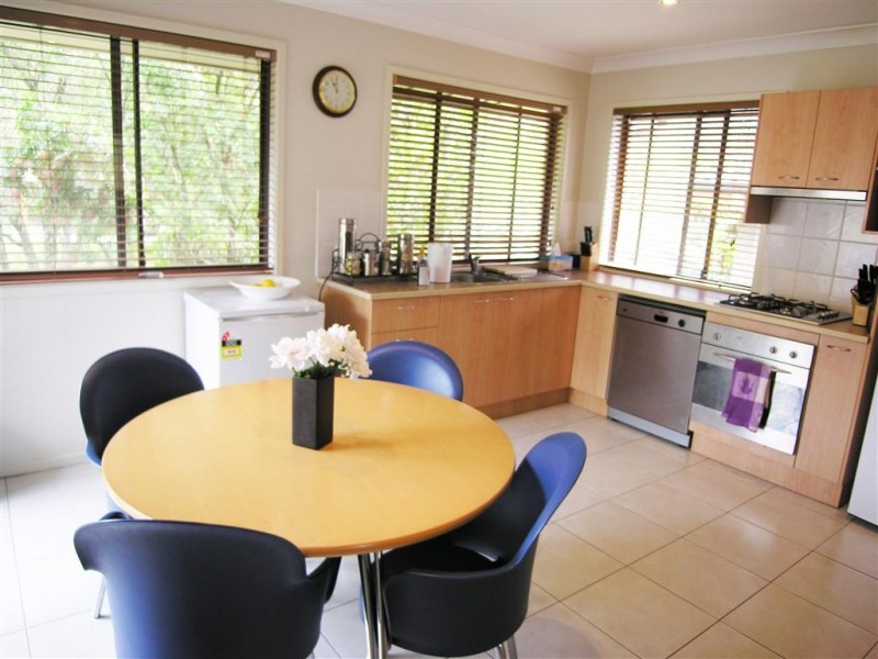 2/37 Boronia Street, East Gosford NSW 2250