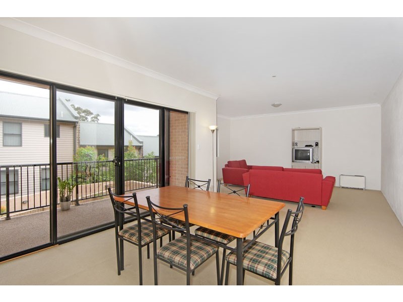 9/52-54 Holden Street, Gosford NSW 2250